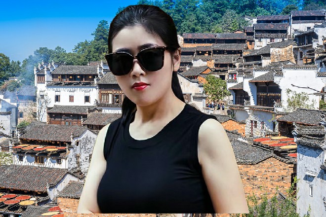 杨红叹气，陷入纠结中。她发出了感慨，“为什么当导演的，总喜欢作妖呢。