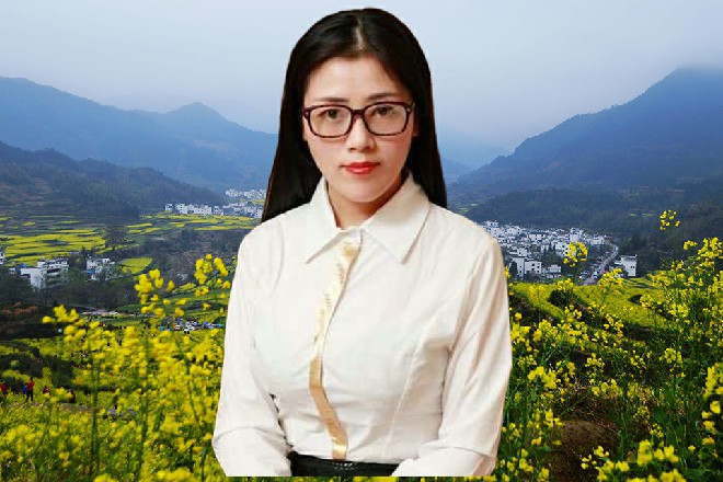 盛天佑环视左右，旁边一群人纷纷低头。他知道，自己问了，肯定会有人暗示他答案。
