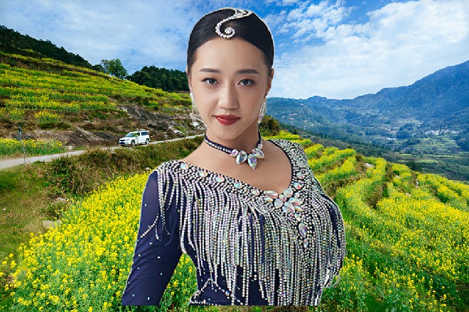另外,数十架摄像机,更是从各个角度,“盯住软功柔术三折,捕捉他的脸色神态。