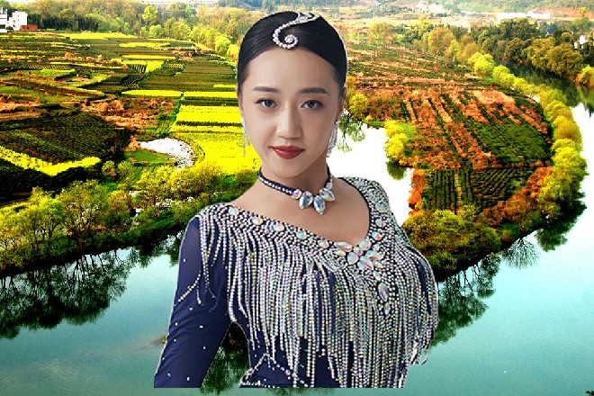 盛文华无奈解释，“小柠檬，你对自己，能够创造多大的利益，心里还没数吗？