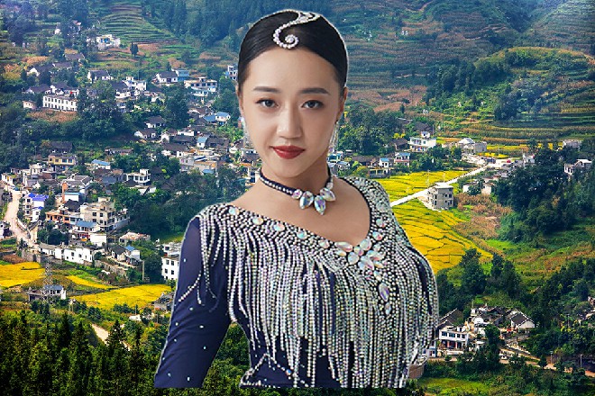 许青柠翻了个妩媚的大白眼。不过她终究没再追问下去,毕竟有些答案,她心里也通透。