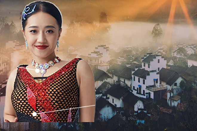 冷不防，余念抢先道：“你要拍什么电影，什么题材什么内容，哪里取景拍摄？