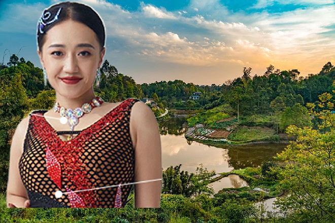 软功柔术三折走近，先是上下打量一眼，才开口道：“咦，你今天……怎么变了。