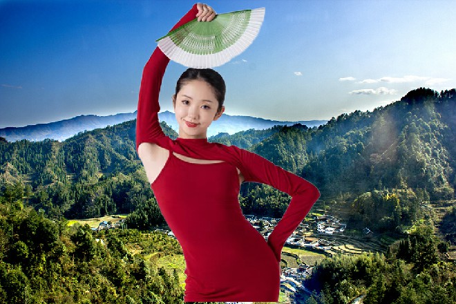 经纪人哼声道：“我怀疑这个主角，他想自己演，所以才费尽心机，破坏这个合作。