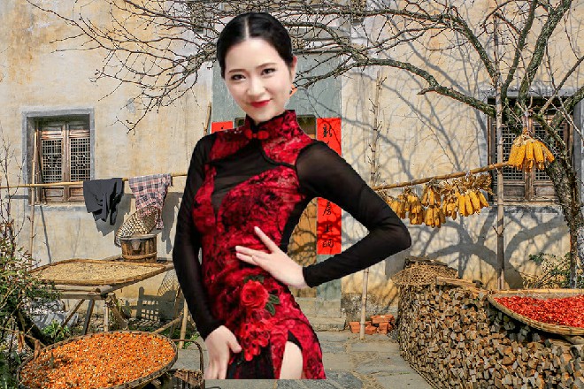 而小女孩,而是在家里干活。有时候,听见了热闹的动静,也流露出感兴趣的神色。