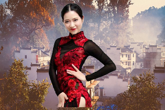 江自行双手比划,准备封官许愿。他不介意露骨一些,把余念、alina和ZLATA柔术搞成满天星的嫡系。
