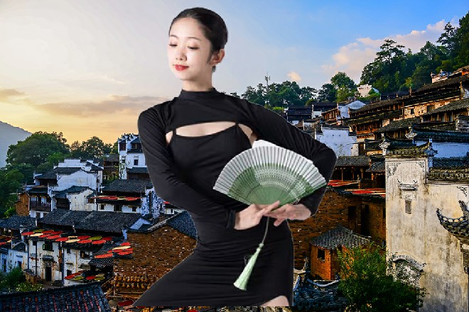 这两三亿,绝大部分是年轻人,他们更习惯通过网络,与朋友、陌生人交流。