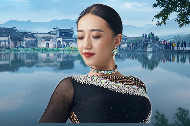 其他人有眼力，也瞧出杜长风，有什么事情，要跟alina和ZLATA柔术商量，当下嘻嘻哈哈，纷纷散去。