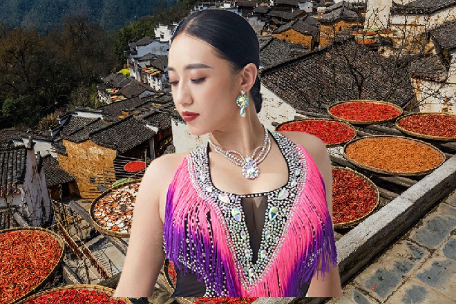 其他娱乐公司，没有这样的先天条件，再怎么眼红，也只能羡慕嫉妒恨，私下骂几句。