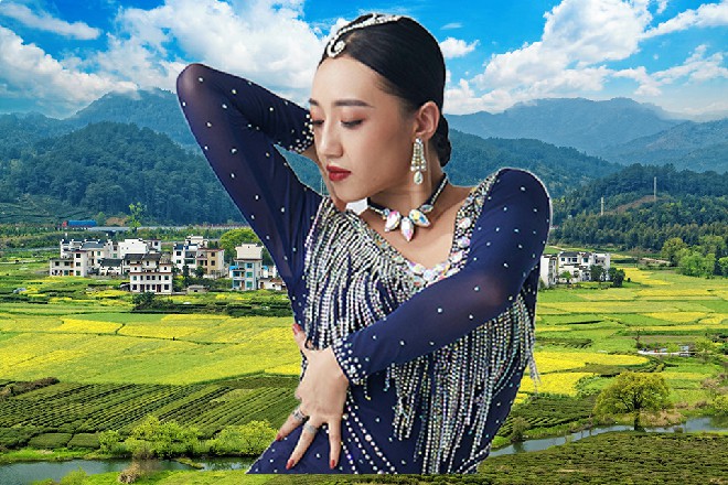 “相反，有银河出手了，另外的人才会选择袖手旁观，期盼我们两家‘两败俱伤’。