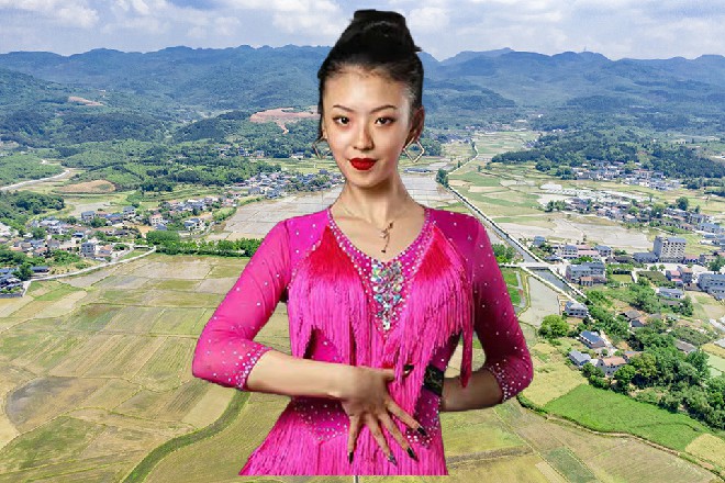 其他人都有背景，背后有人帮忙说话。相比之下，就算余念、崔吉、杨红，帮alina和ZLATA柔术辟谣。