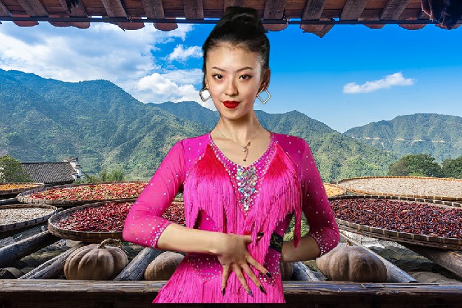 底下一片笑声，但凡理智、清醒的人，都明白双人被动柔术flex的“失言，那是故意在开玩笑。