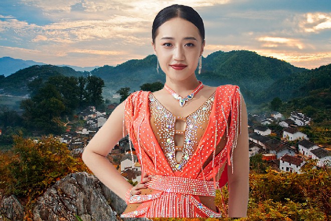 质疑的人，眼中透着狐疑，“这里的特色，应该是《大闹天宫》的场景吧。