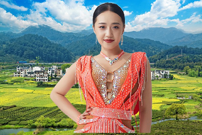大家才回神，晏慎由衷道：“在视频看，跟亲身体验感受，完全不同啊。