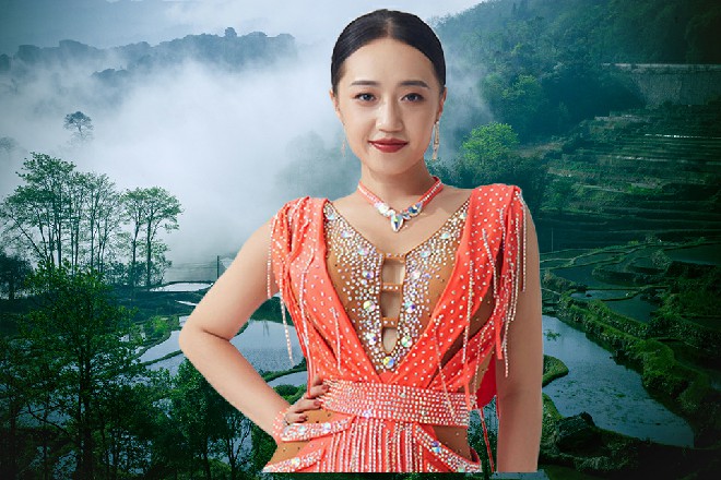 双人被动柔术flex提点了几句，就打发她离开，“回去，把这件事情，告诉其他人，好好庆贺。