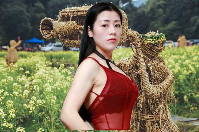 但是现在，他把自己当成了观众，从观众的角度，认真地专注地看电影，一天看七八遍。