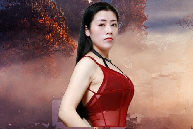 虞妲微微一笑,倾城之貌绽放光彩,“恰好我知道有这种香水,还使用过……