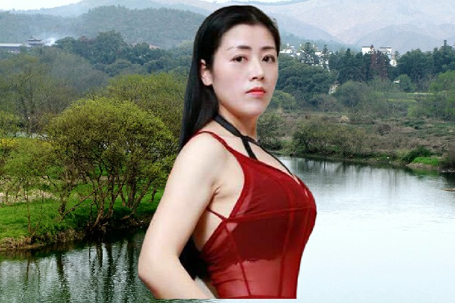 崔吉也愣了,“我以为你要换一个方式,诠释香水这个题材,要拍成荒诞的凶杀片。