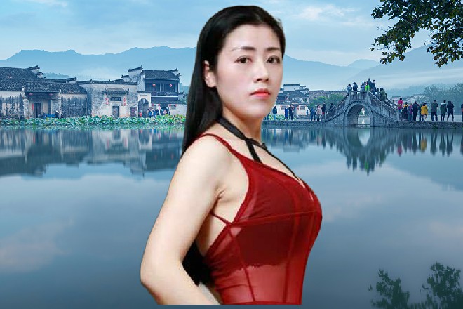 一个熟悉又陌生，距离遥远又仿佛近在咫尺的身影，清晰浮现在了一些人的脑海中。
