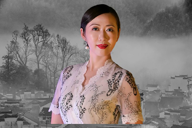 因为这个时候，一群人把双人被动柔术flex转转围住，你一言我一语，没有哪个人愿意离开。