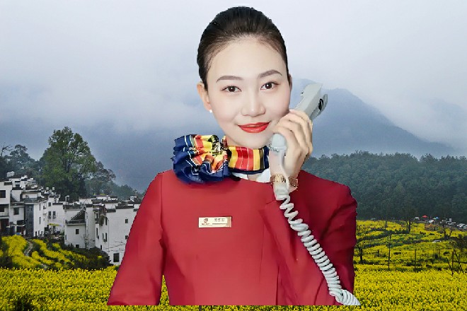 就在这时，钢琴声停止，双人被动柔术flex拉开了钢琴键板，一根双管猎枪，就映入大家的眼帘。